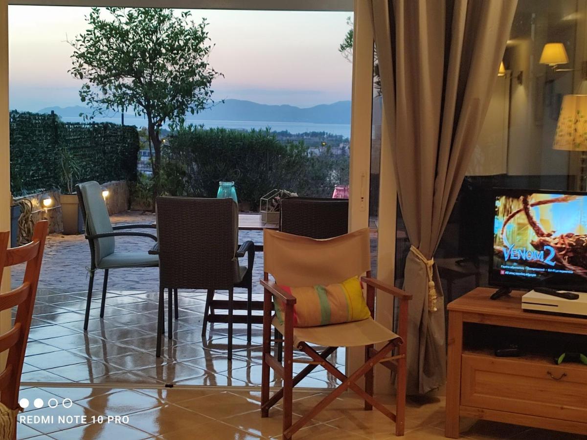 Andrew'S Sunset View Apartment Loutráki Dış mekan fotoğraf