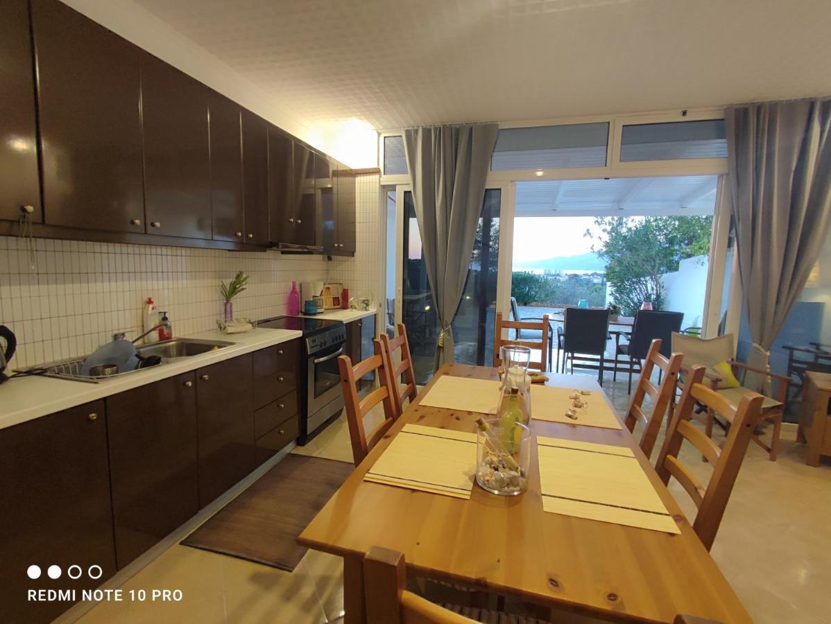 Andrew'S Sunset View Apartment Loutráki Dış mekan fotoğraf